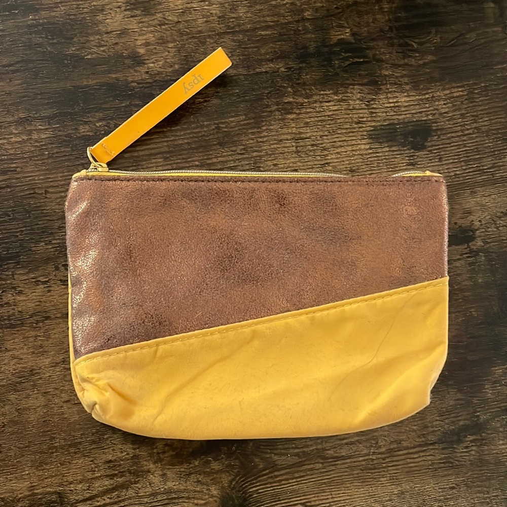 Ipsy Cosmetic Case *‎ 7.5" x 5" * Orange/Yellow and Bronze